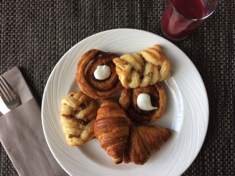 Crowne Plaza Copenhagen Towers breakfast pastries